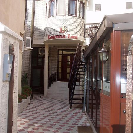 Garni Hotel Laguna Lux Ni Dış mekan fotoğraf